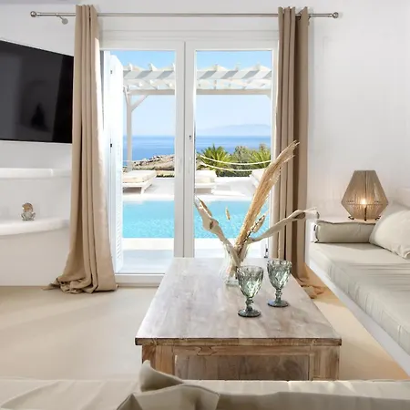 Lia Mykonos Willa Kalafati