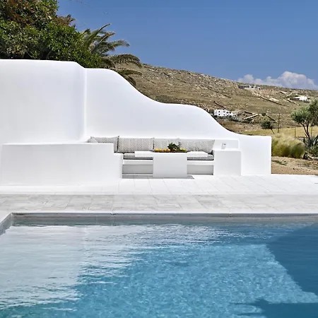 Lia Mykonos