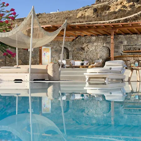 Lia Mykonos * Kalafatis