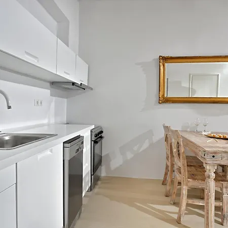 فيلة Lia Mykonos كالافاتيس