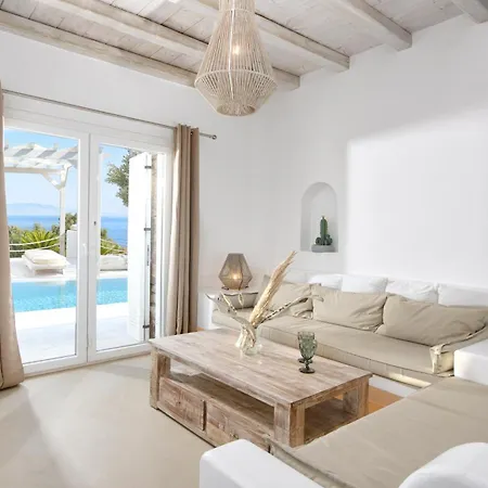فيلة Lia Mykonos *