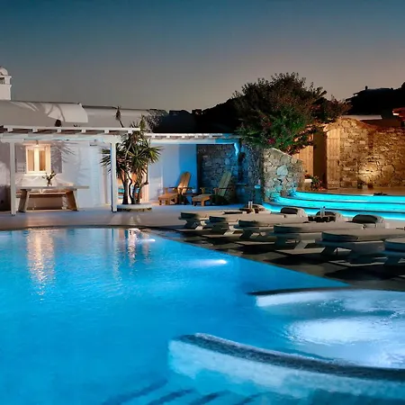 Lia Mykonos Kalafatis