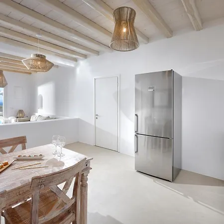 Lia Mykonos Villa *