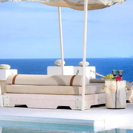Lia Mykonos فيلة كالافاتيس